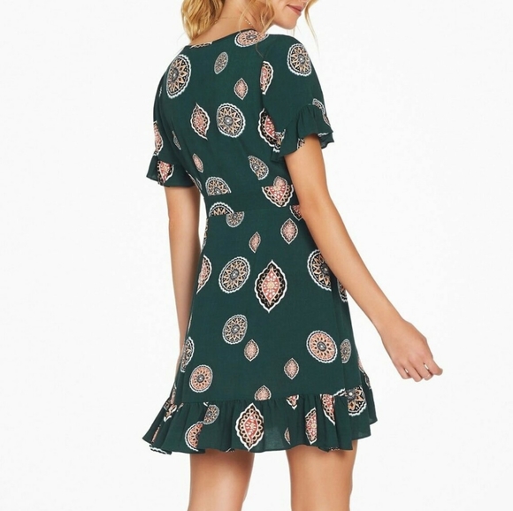 TIGERLILY Matisse Emerald Green Ruffle Wrap Mini Dress - Picture 4 of 16